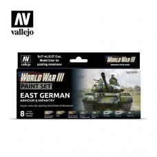 Acrylicos Vallejo - 70224 - Model Color - WWIII East German Armour & Infantry Set (8) - 17 ml.